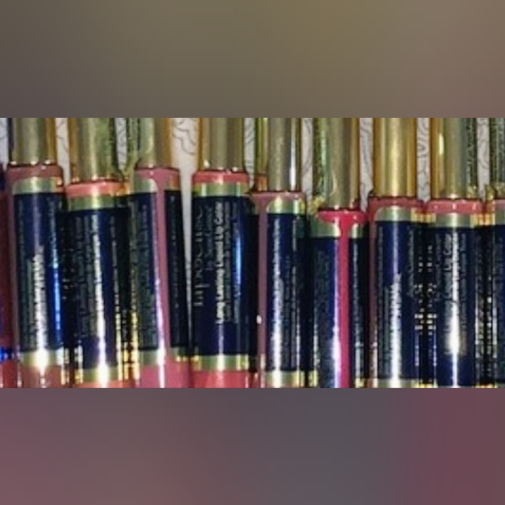 LipSense Colors - Picture 2 of 4